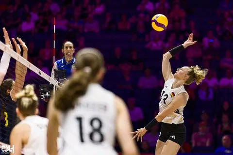Photo 5 de l'album Ligue des Nations de Volleyball (VNL) – Jour 2 – Québec 2026