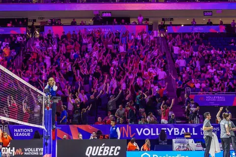 Photo 256 de l'album Ligue des Nations de Volleyball (VNL) – Jour 2 – Québec 2026