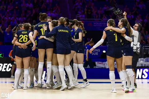 Photo 106 de l'album Ligue des Nations de Volleyball (VNL) – Jour 2 – Québec 2026