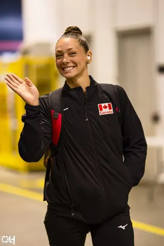 Photo 61 de l'album Ligue des Nations de Volleyball (VNL) – Jour 2 – Québec 2026