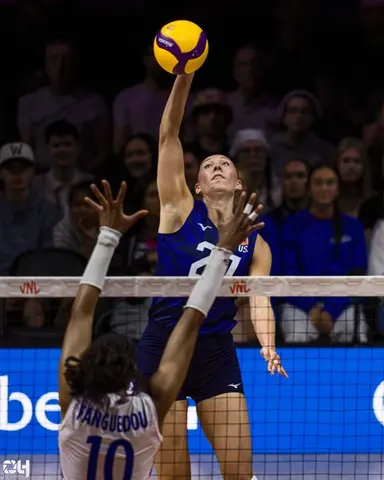 Photo 98 de l'album Ligue des Nations de Volleyball (VNL) – Jour 3 – Québec 2026