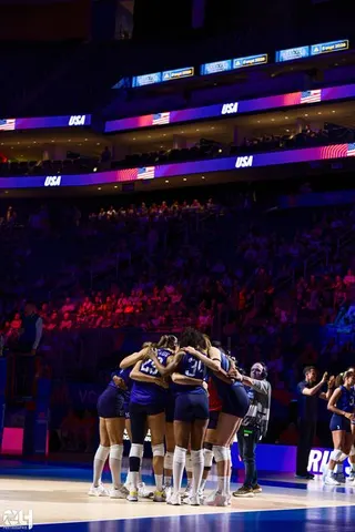 Photo 46 de l'album Ligue des Nations de Volleyball (VNL) – Jour 3 – Québec 2026