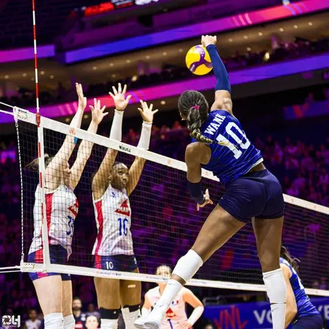 Photo 63 de l'album Ligue des Nations de Volleyball (VNL) – Jour 3 – Québec 2026