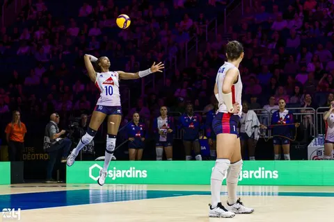 Photo 77 de l'album Ligue des Nations de Volleyball (VNL) – Jour 3 – Québec 2026