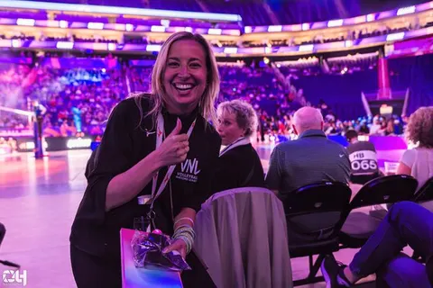 Photo 42 de l'album Ligue des Nations de Volleyball (VNL) – Jour 3 – Québec 2026