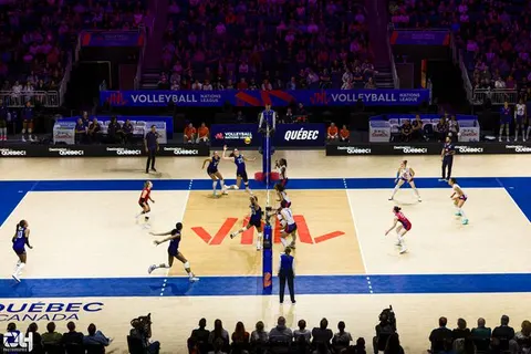 Photo 117 de l'album Ligue des Nations de Volleyball (VNL) – Jour 3 – Québec 2026