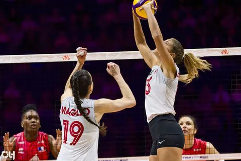 Photo 32 de l'album Ligue des Nations de Volleyball (VNL) – Jour 4 – Québec 2026