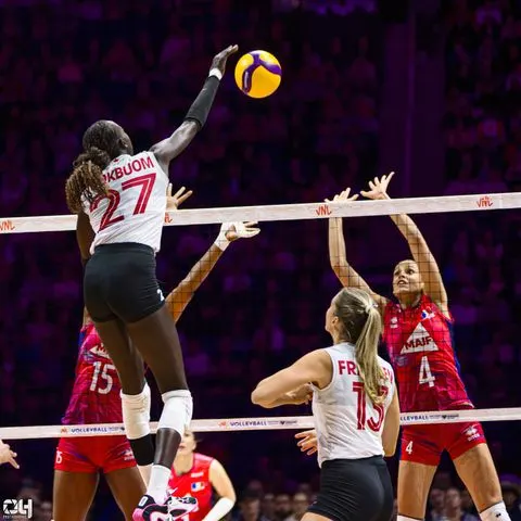 Photo 150 de l'album Ligue des Nations de Volleyball (VNL) – Jour 4 – Québec 2026