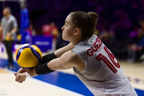 Photo 4 de l'album Ligue des Nations de Volleyball (VNL) – Jour 4 – Québec 2026