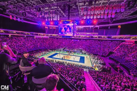 Photo 85 de l'album Ligue des Nations de Volleyball (VNL) – Jour 4 – Québec 2026