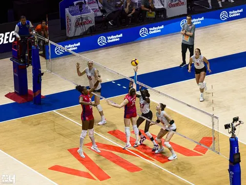 Photo 126 de l'album Ligue des Nations de Volleyball (VNL) – Jour 4 – Québec 2026