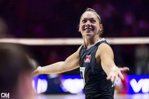 Photo 206 de l'album Ligue des Nations de Volleyball (VNL) – Jour 4 – Québec 2026