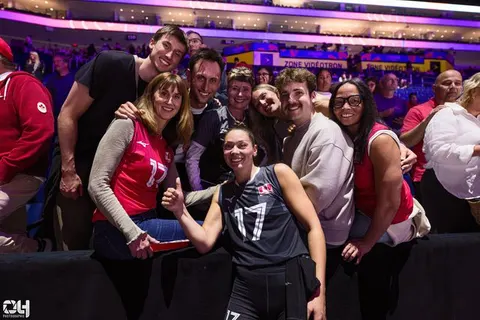 Photo 216 de l'album Ligue des Nations de Volleyball (VNL) – Jour 4 – Québec 2026