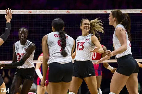 Photo 50 de l'album Ligue des Nations de Volleyball (VNL) – Jour 4 – Québec 2026