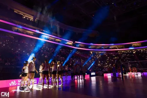Photo 22 de l'album Ligue des Nations de Volleyball (VNL) – Jour 4 – Québec 2026