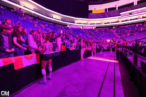 Photo 225 de l'album Ligue des Nations de Volleyball (VNL) – Jour 4 – Québec 2026