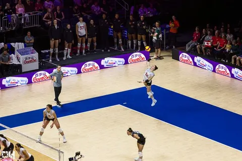 Photo 115 de l'album Ligue des Nations de Volleyball (VNL) – Jour 4 – Québec 2026