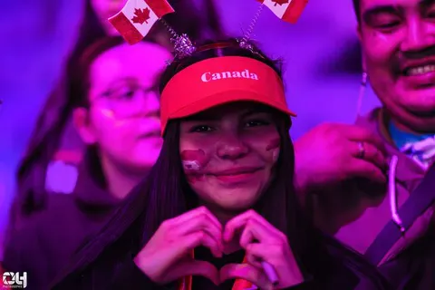 Photo 229 de l'album Ligue des Nations de Volleyball (VNL) – Jour 4 – Québec 2026