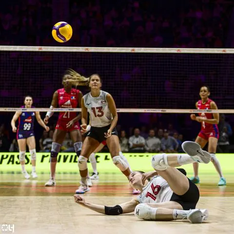Photo 52 de l'album Ligue des Nations de Volleyball (VNL) – Jour 4 – Québec 2026