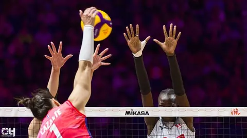 Photo 129 de l'album Ligue des Nations de Volleyball (VNL) – Jour 4 – Québec 2026