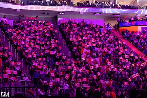 Photo 94 de l'album Ligue des Nations de Volleyball (VNL) – Jour 4 – Québec 2026