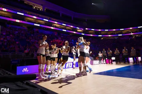 Photo 28 de l'album Ligue des Nations de Volleyball (VNL) – Jour 4 – Québec 2026