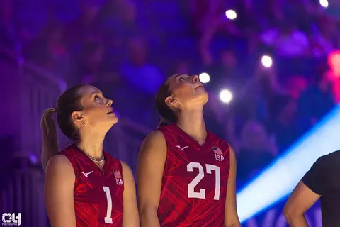Photo 11 de l'album Ligue des Nations de Volleyball (VNL) – Jour 5 – Québec 2026