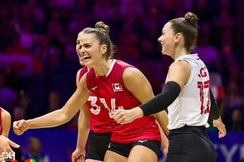 Photo 220 de l'album Ligue des Nations de Volleyball (VNL) – Jour 5 – Québec 2026
