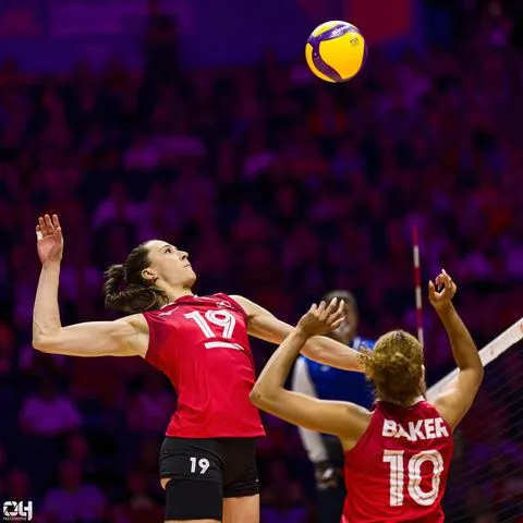 Photo 212 de l'album Ligue des Nations de Volleyball (VNL) – Jour 5 – Québec 2026