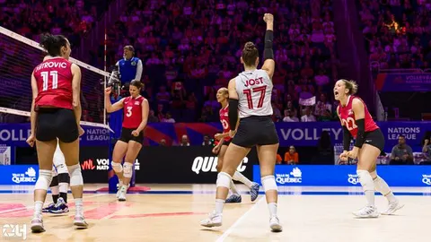Photo 333 de l'album Ligue des Nations de Volleyball (VNL) – Jour 5 – Québec 2026