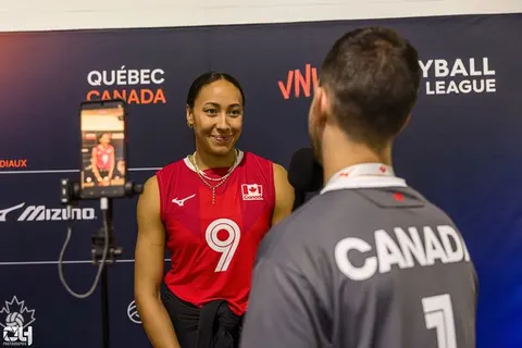Photo 422 de l'album Ligue des Nations de Volleyball (VNL) – Jour 5 – Québec 2026