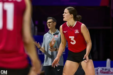 Photo 326 de l'album Ligue des Nations de Volleyball (VNL) – Jour 5 – Québec 2026