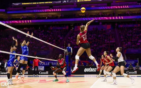 Photo 374 de l'album Ligue des Nations de Volleyball (VNL) – Jour 5 – Québec 2026