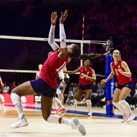 Photo 52 de l'album Ligue des Nations de Volleyball (VNL) – Jour 5 – Québec 2026