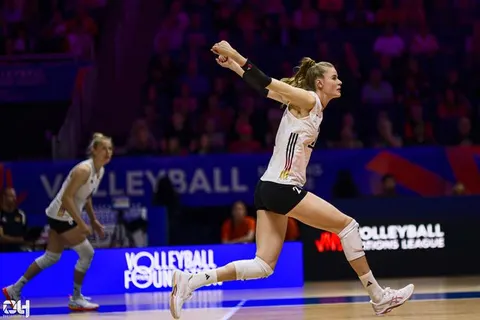 Photo 80 de l'album Ligue des Nations de Volleyball (VNL) – Jour 5 – Québec 2026