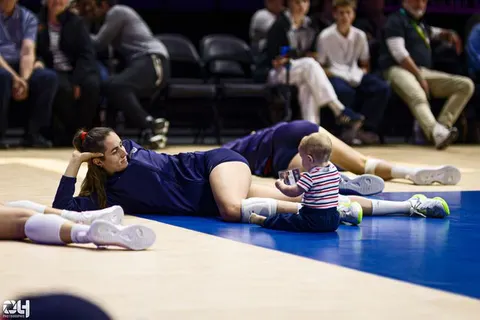 Photo 104 de l'album Ligue des Nations de Volleyball (VNL) – Jour 5 – Québec 2026