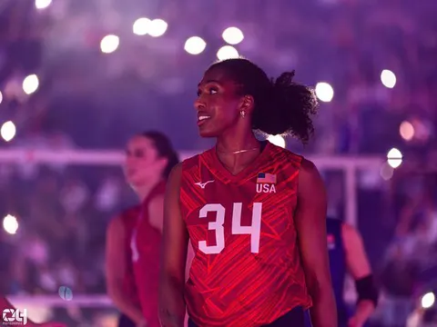 Photo 10 de l'album Ligue des Nations de Volleyball (VNL) – Jour 5 – Québec 2026