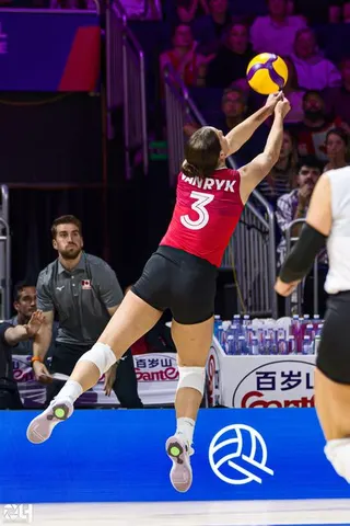 Photo 290 de l'album Ligue des Nations de Volleyball (VNL) – Jour 5 – Québec 2026