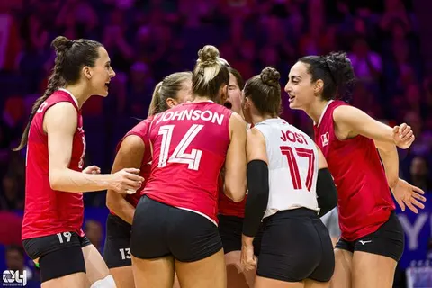 Photo 228 de l'album Ligue des Nations de Volleyball (VNL) – Jour 5 – Québec 2026