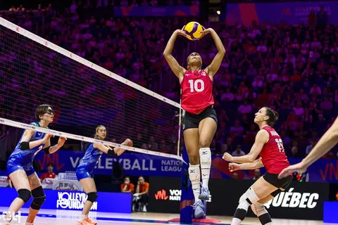 Photo 391 de l'album Ligue des Nations de Volleyball (VNL) – Jour 5 – Québec 2026