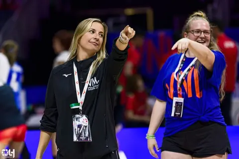 Photo 276 de l'album Ligue des Nations de Volleyball (VNL) – Jour 5 – Québec 2026