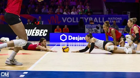 Photo 390 de l'album Ligue des Nations de Volleyball (VNL) – Jour 5 – Québec 2026