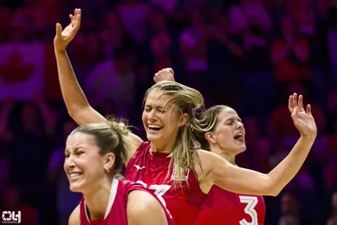 Photo 271 de l'album Ligue des Nations de Volleyball (VNL) – Jour 5 – Québec 2026