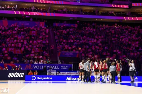 Photo 307 de l'album Ligue des Nations de Volleyball (VNL) – Jour 5 – Québec 2026
