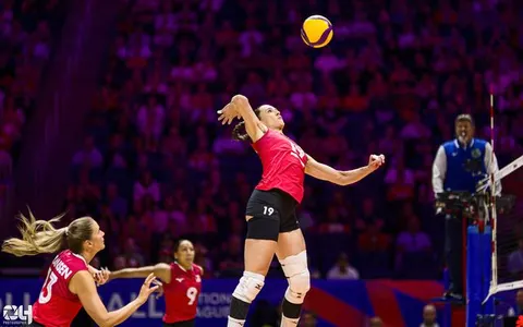 Photo 159 de l'album Ligue des Nations de Volleyball (VNL) – Jour 5 – Québec 2026