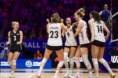 Photo 87 de l'album Ligue des Nations de Volleyball (VNL) – Jour 5 – Québec 2026