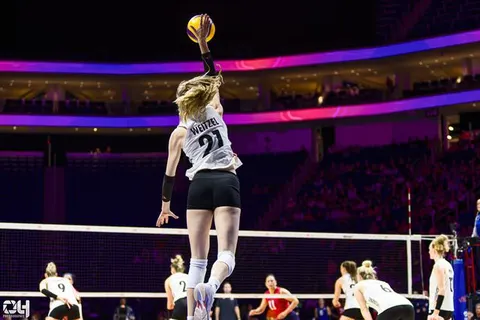 Photo 62 de l'album Ligue des Nations de Volleyball (VNL) – Jour 5 – Québec 2026