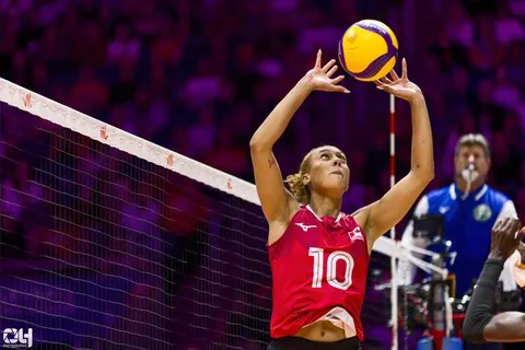 Photo 396 de l'album Ligue des Nations de Volleyball (VNL) – Jour 5 – Québec 2026