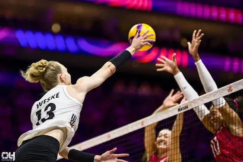 Photo 92 de l'album Ligue des Nations de Volleyball (VNL) – Jour 5 – Québec 2026