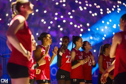 Photo 150 de l'album Ligue des Nations de Volleyball (VNL) – Jour 5 – Québec 2026